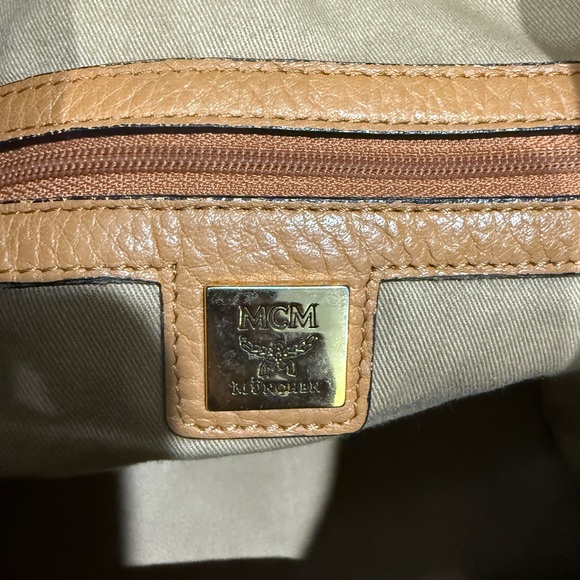 MCM Visetos Medium Drawstring 
Bucket Bag in Cognac. EUC - Picture 12 of 15